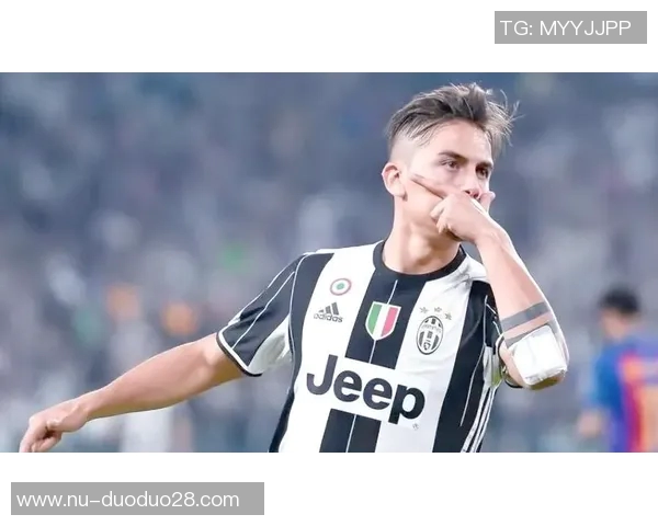 从面容到气质全面解析世界足球球星独特外貌特征与魅力展现 从面容到气质全面解析世界足球球星独特外貌特征与魅力展现